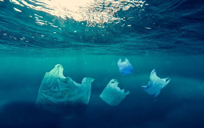 Waste-plastic-bags-in-sea