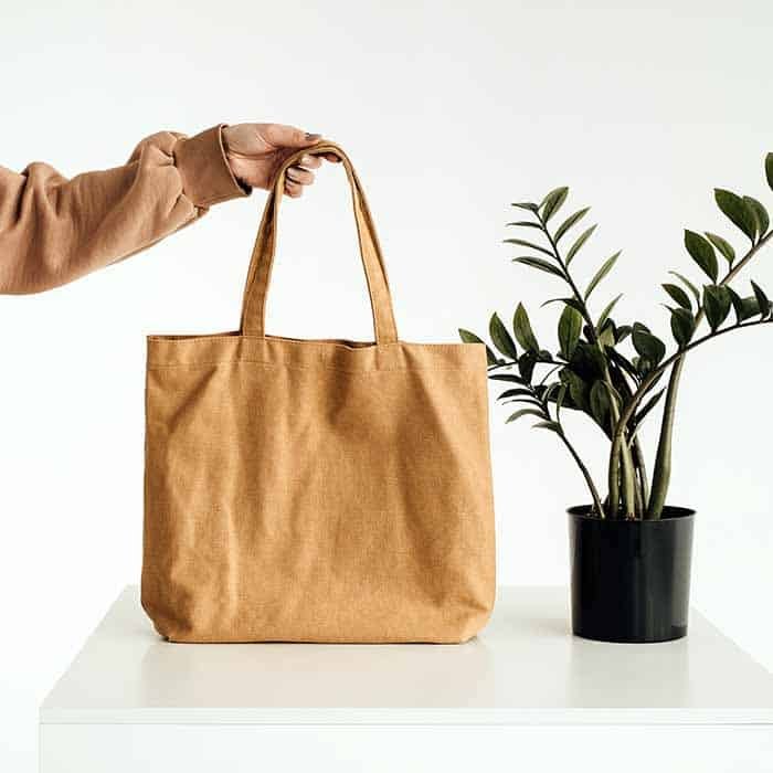 What does the weight of a cotton tote bag mean? What is 6 8 oz cotton canvas