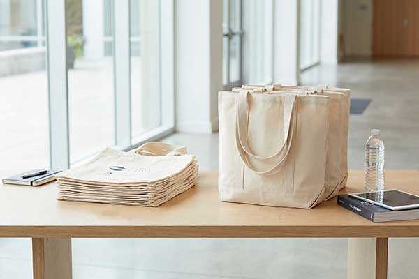 various shapes of cotton bags