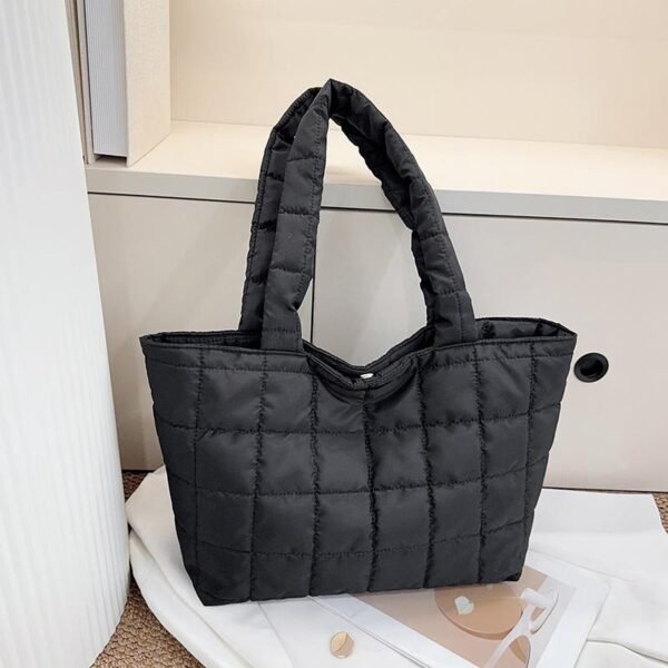 Custom Medium Quilted Puffer Tote Bag - 이미지 3