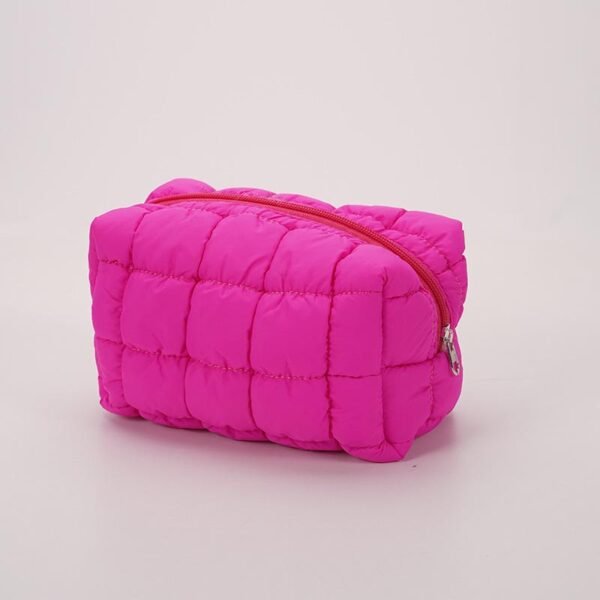 Custom Quilted Cosmetic Bag & Travel Organizer - Imagem 4