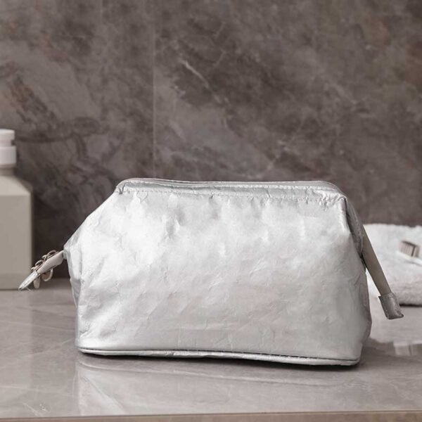 Wholesale Eco-Friendly Silver Tyvek Makeup Bag - 画像 (2)
